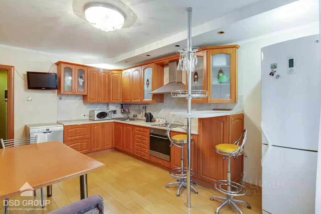 2-к кв. Хабаровский край, Хабаровск Слободская ул., 19 (74.2 м) - Фото 2