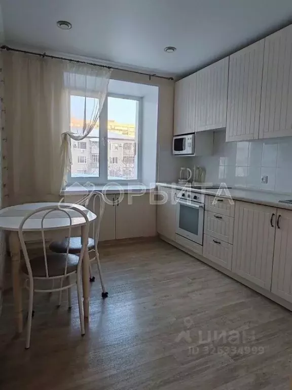 3-к кв. Тюменская область, Тюмень ул. Седова, 19 (60.9 м) - Фото 1