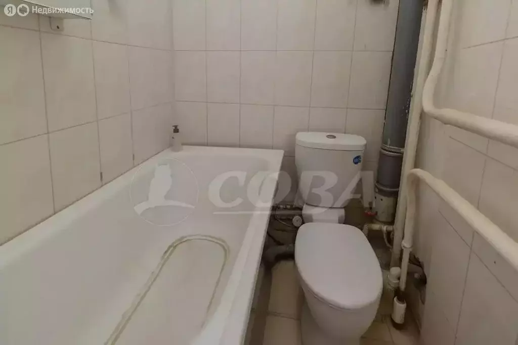 1-комнатная квартира: Тюмень, улица Щорса, 7А (15 м) - Фото 1