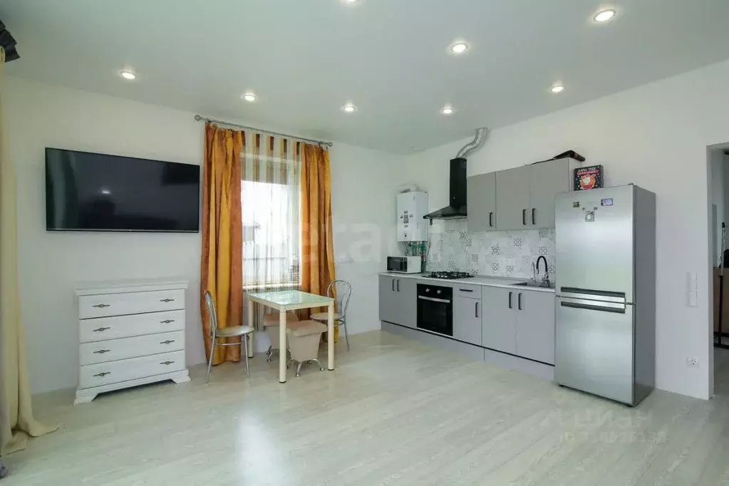 Дом в Калининградская область, Гурьевский муниципальный округ, пос. ... - Фото 2