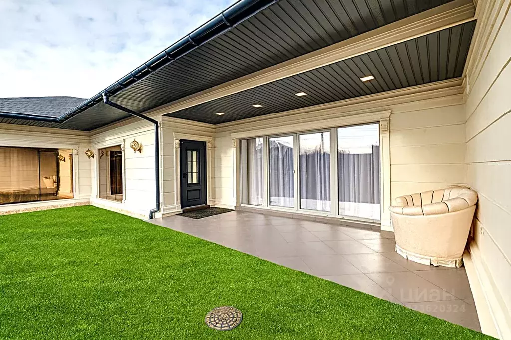 Коттедж в Московская область, Одинцовский городской округ, д. Малые ... - Фото 1