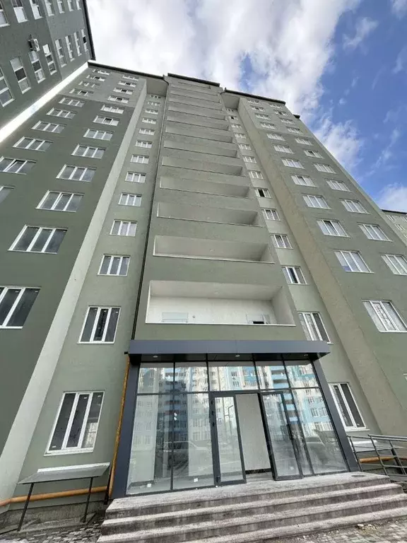 3-к кв. Дагестан, Каспийск ул. Ивана Крылова, 19 (105.0 м) - Фото 0