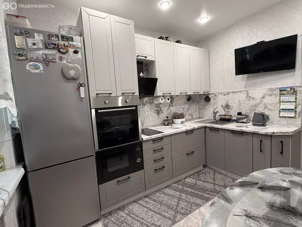 2-комнатная квартира: Нерюнгри, Чурапчинская улица, 48 (52 м) - Фото 1