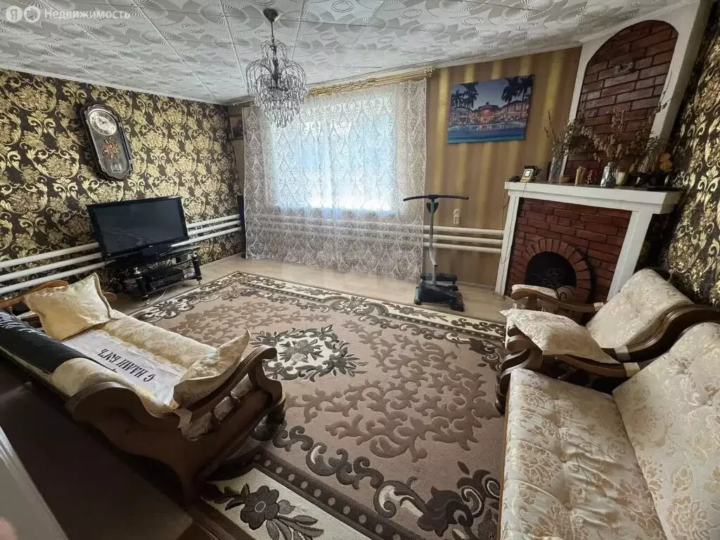 Дом в Майминский район, село Кызыл-Озек, Молодёжная улица (105 м) - Фото 2