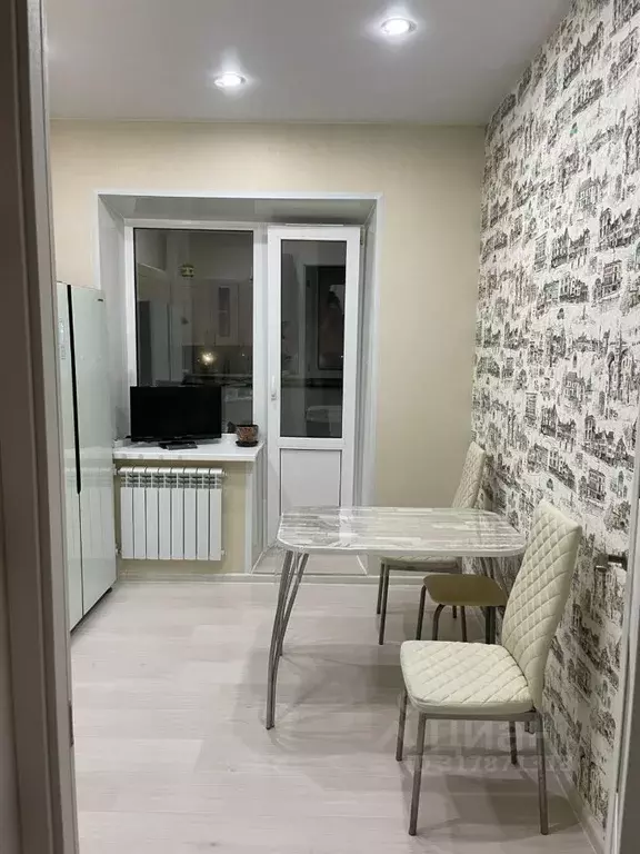 1-к кв. Ханты-Мансийский АО, Пыть-Ях Сибирская ул., 2 (38.4 м) - Фото 1