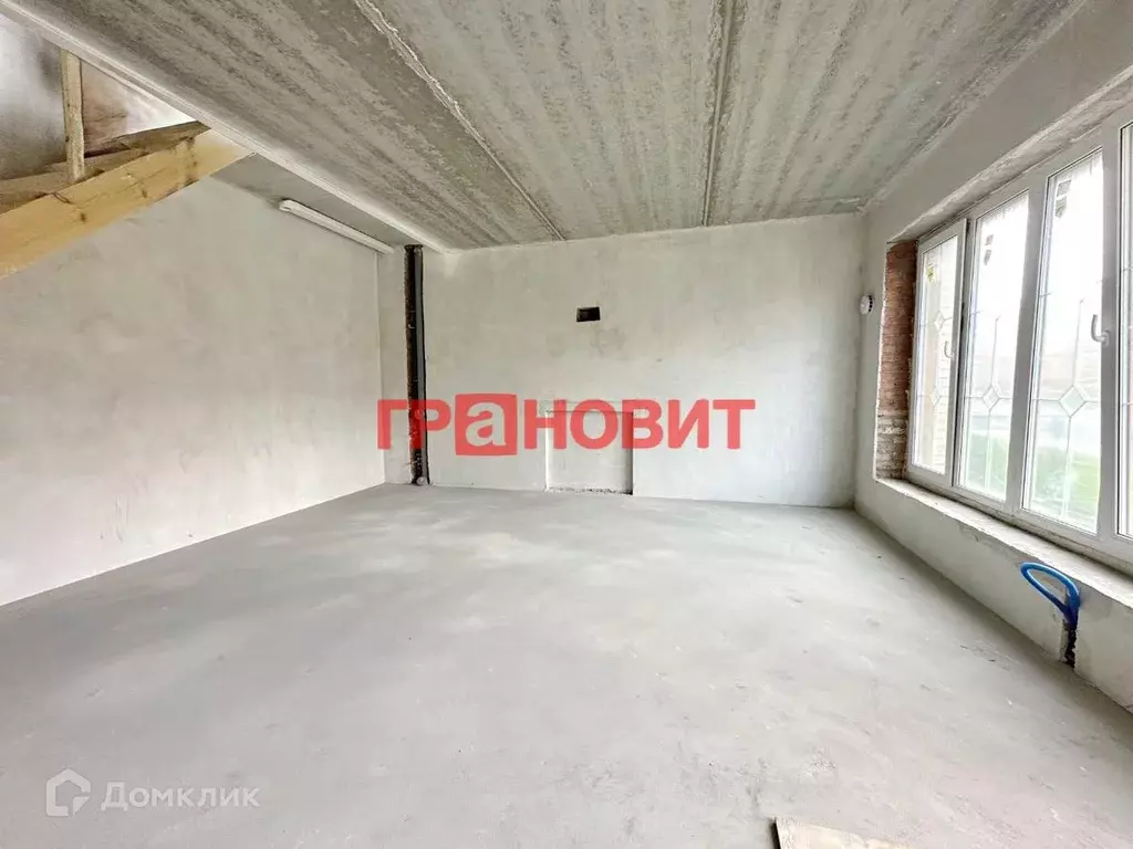 Продаётся 3-к квартира, 56.59 м - Фото 1
