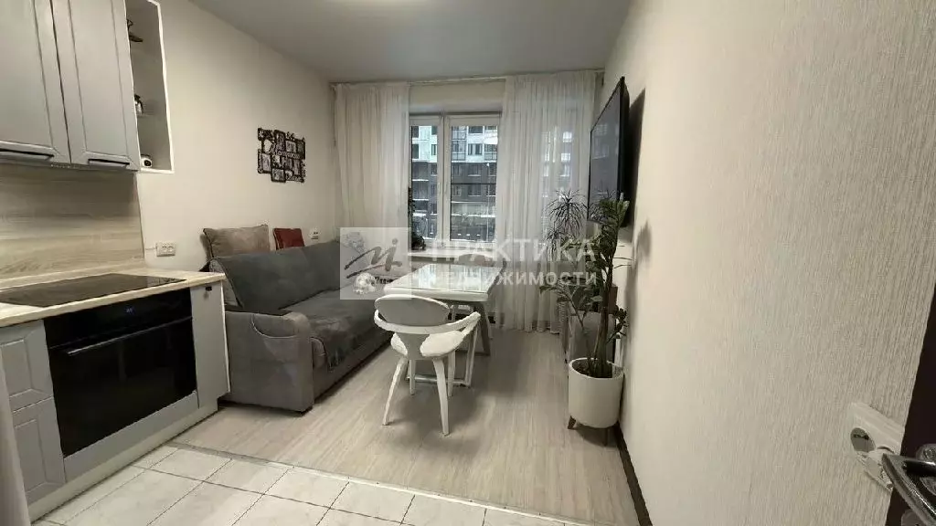 Продается 1-комнатная квартира - Фото 1