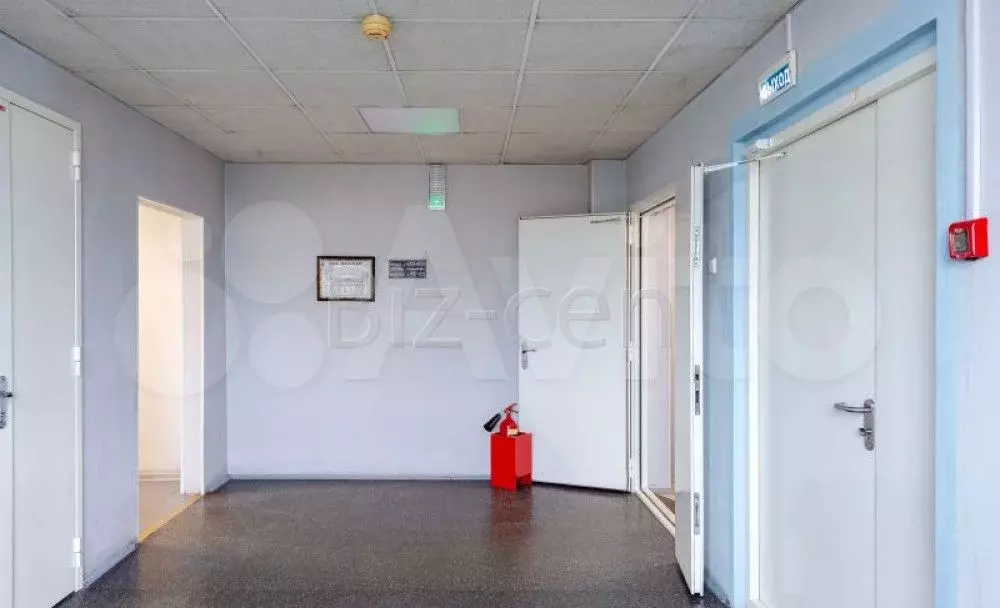 Офисное помещение 12.2 кв.м от собственника - Фото 1