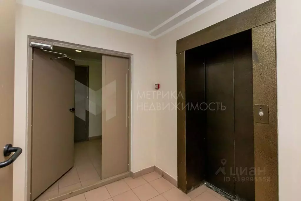 Студия Тюменская область, Тюмень Мелиораторов мкр, ул. Голышева, 4 ... - Фото 0