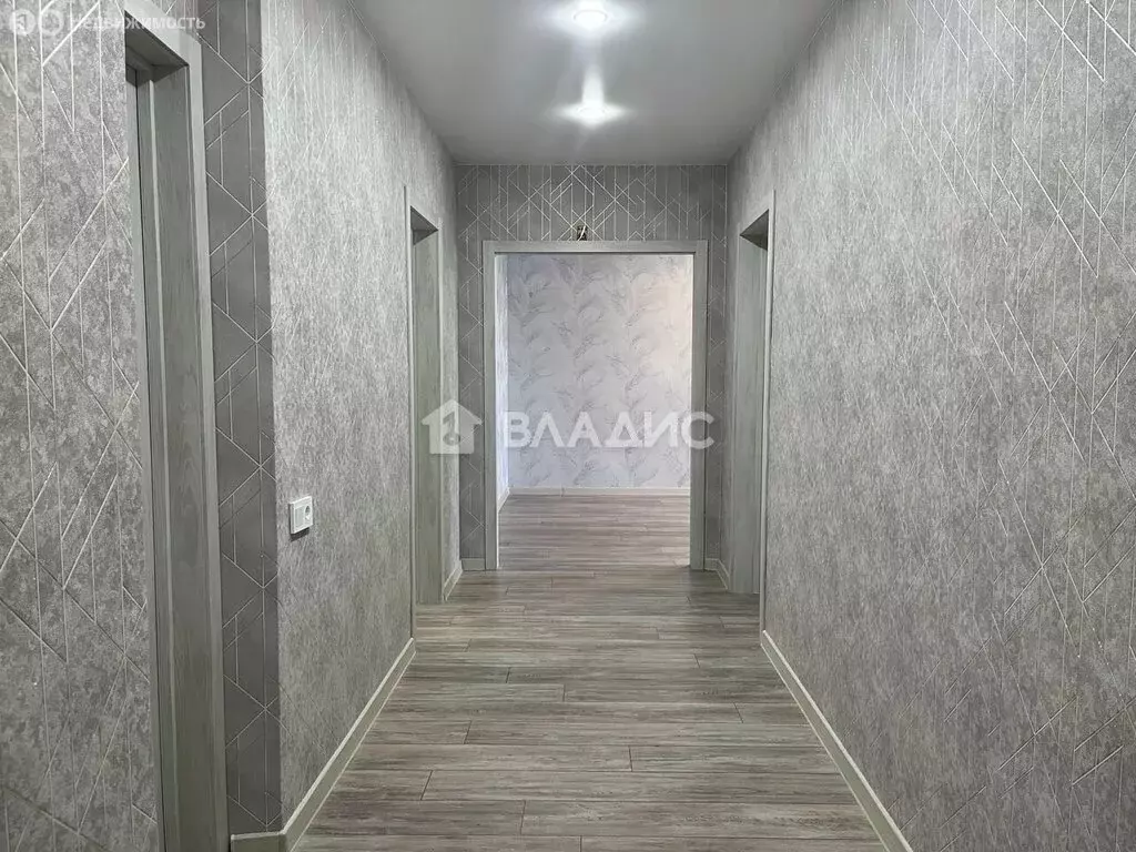 4-комнатная квартира: Белгород, 10-й микрорайон, улица 60 лет Октября, ... - Фото 1