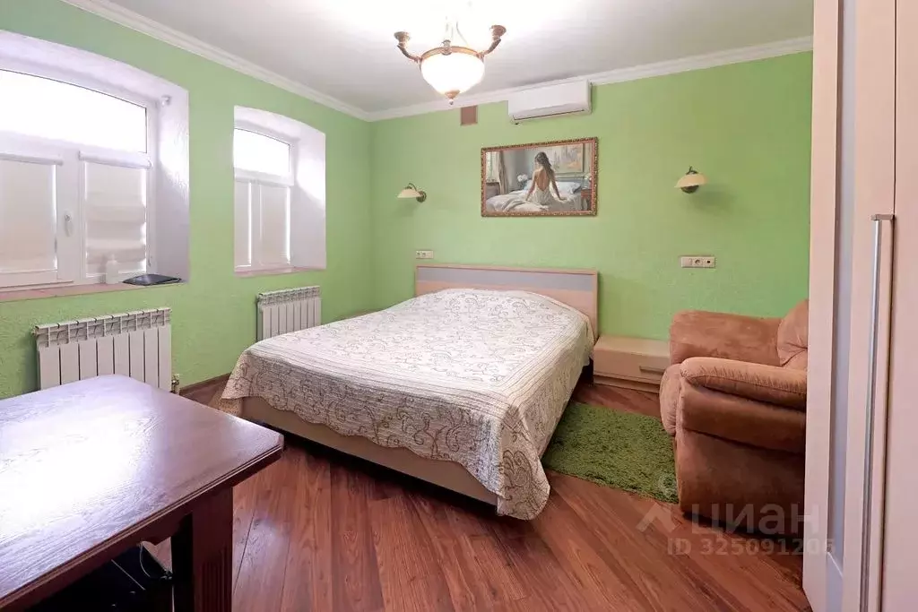 Комната Ставропольский край, Кисловодск просп. Ленина, 18 - Фото 2