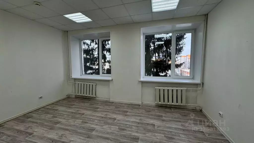 Офис в Чувашия, Чебоксары просп. Мира, 90к1 (20 м) - Фото 1