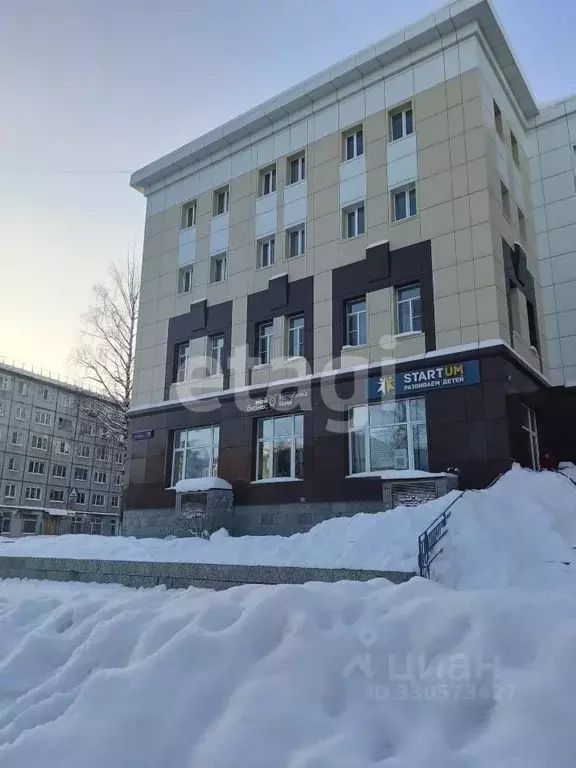 Помещение свободного назначения в Коми, Сыктывкар ул. Ленина, 74 (28 ... - Фото 1