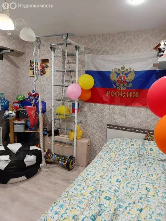 4-комнатная квартира: Иркутск, улица Баумана, 228 (61 м) - Фото 1