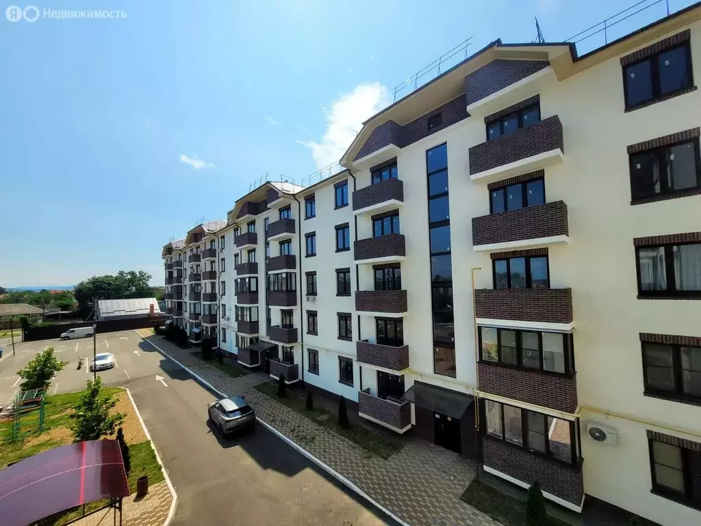 2-комнатная квартира: станица Северская, улица Петровского, 6А (70 м) - Фото 0