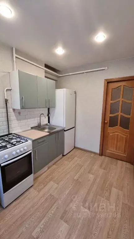 2-к кв. Нижегородская область, Нижний Новгород ул. Сергея Акимова, 25 ... - Фото 0
