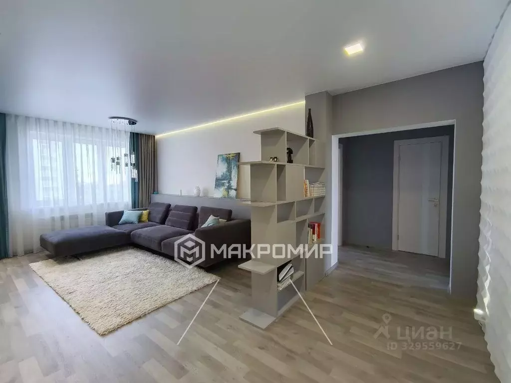 3-к кв. Орловская область, Орел ул. Андрианова, 37 (92.0 м) - Фото 1