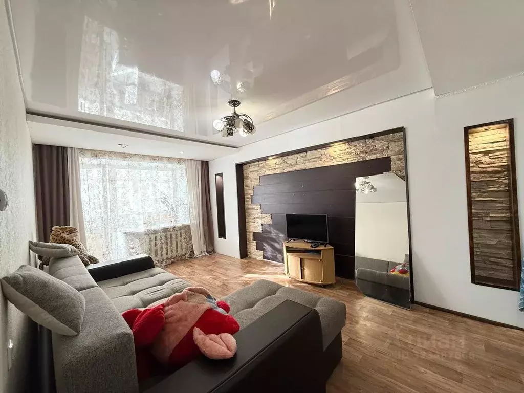 2-к кв. Удмуртия, Воткинск ул. Луначарского, 48 (52.6 м) - Фото 1