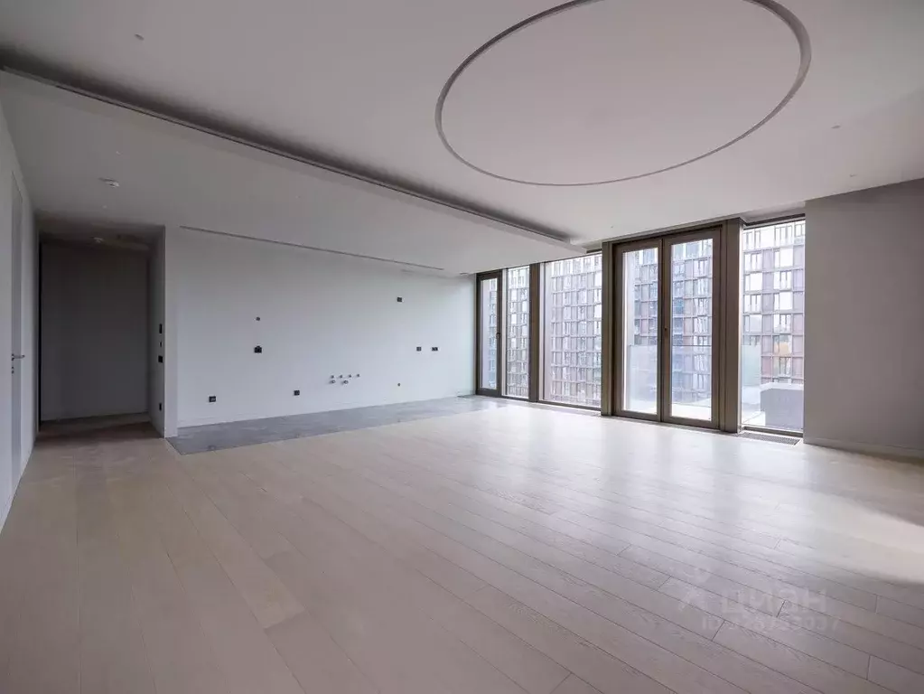 3-к кв. Москва ул. Братьев Фонченко, 1к1 (132.0 м) - Фото 1