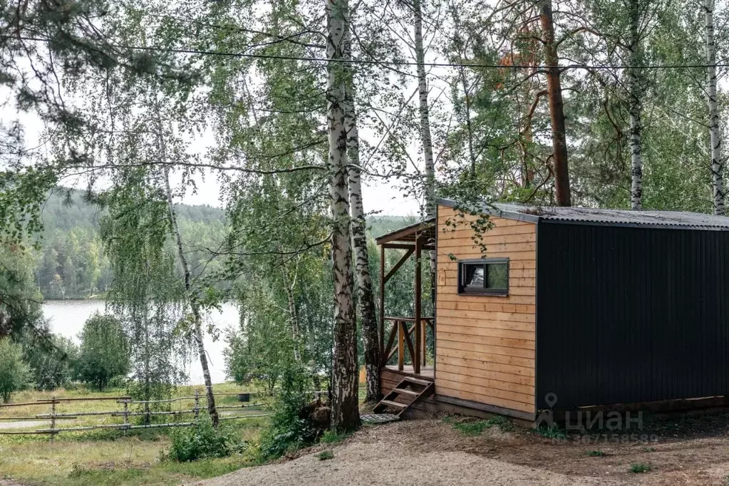 Дом в Свердловская область, Дегтярск ул. Шуры Екимовой, 110А (15 м) - Фото 1