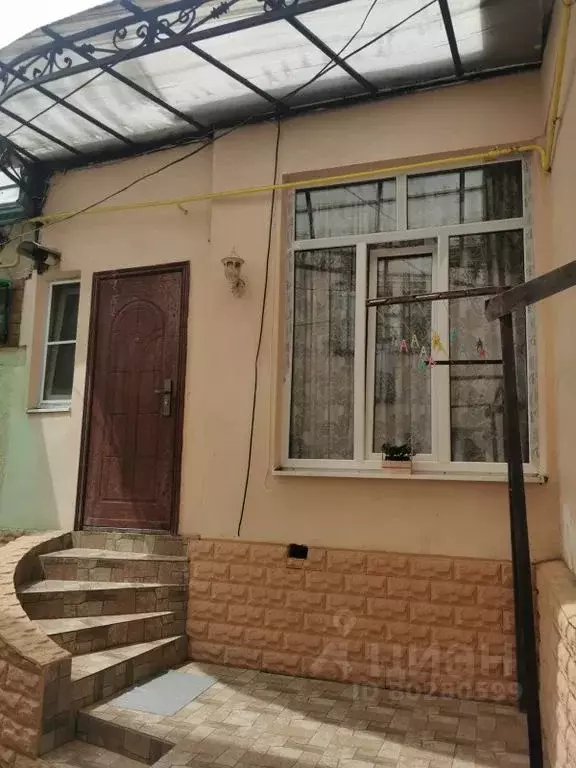 2-к кв. Ставропольский край, Кисловодск ул. Карла Либкнехта, 15А (33.0 ... - Фото 0