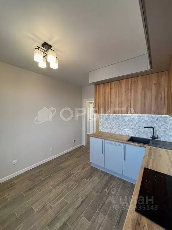 2-к кв. Тюменская область, Тюмень Профсоюзная ул., 63 (56.3 м) - Фото 2