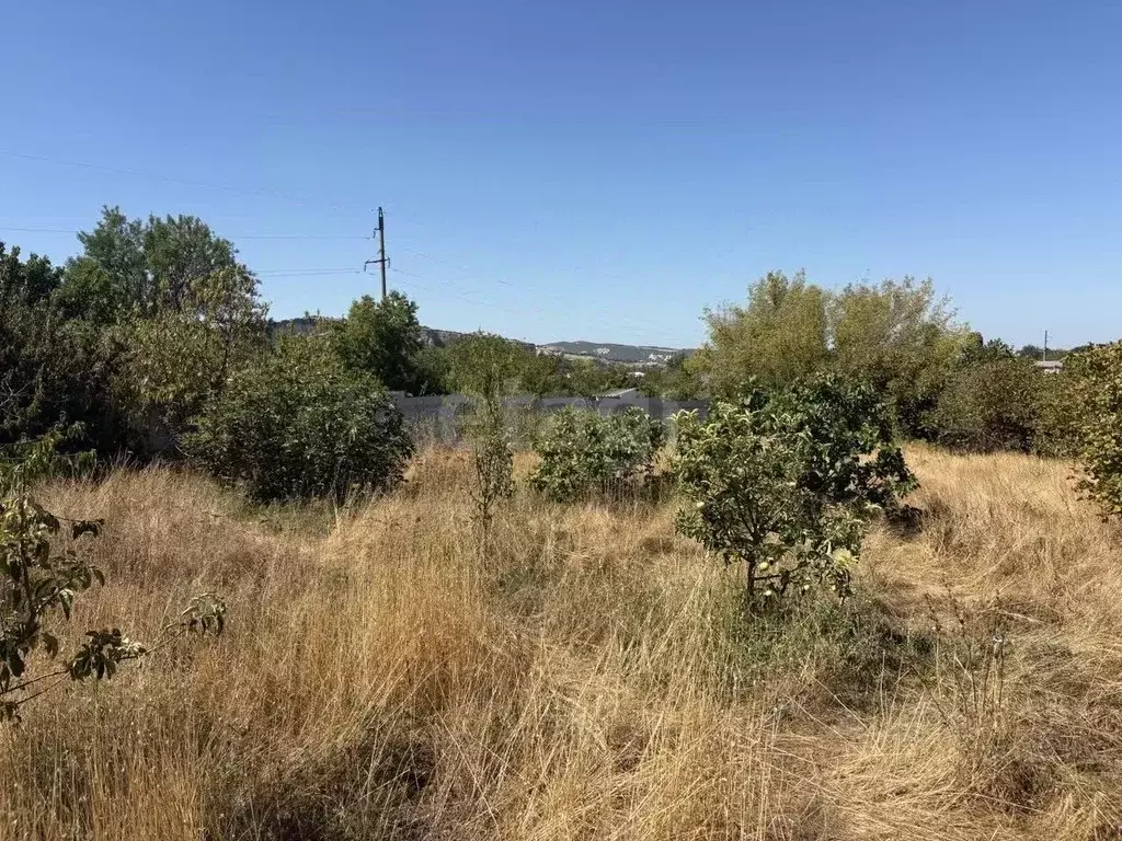 Участок в Крым, Бахчисарайский район, Куйбышевское с/пос, с. Танковое ... - Фото 1