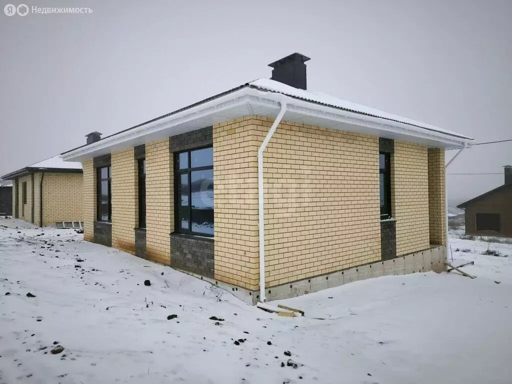 Дом в Тукаевский район, Азьмушкинское сельское поселение, посёлок ... - Фото 2