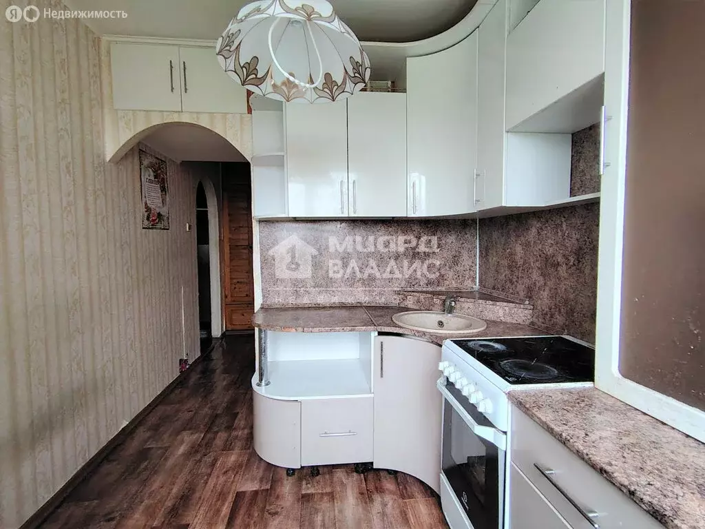 2-комнатная квартира: Омск, улица 10 лет Октября, 219/1 (46.7 м) - Фото 0