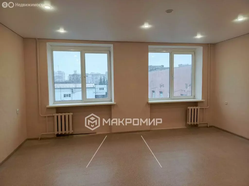 Офис (300 м) - Фото 1