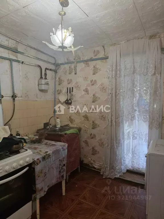 Дом в Воронежская область, Воронеж Фестивальный бул. (60 м) - Фото 1