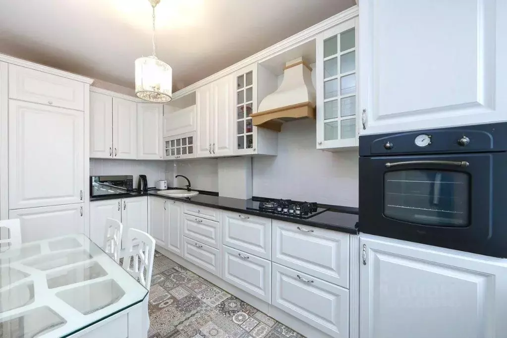 1-к кв. Калининградская область, Калининград Аэропортная ул., 1А (45.0 ... - Фото 1