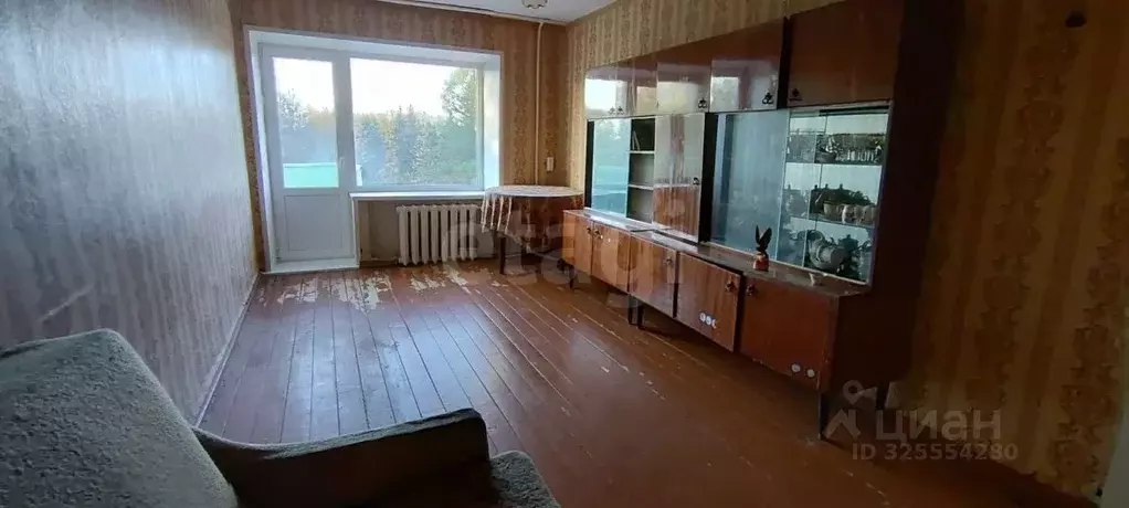 2-к кв. Смоленская область, Вязьма ул. Космонавтов, 8 (40.2 м) - Фото 1