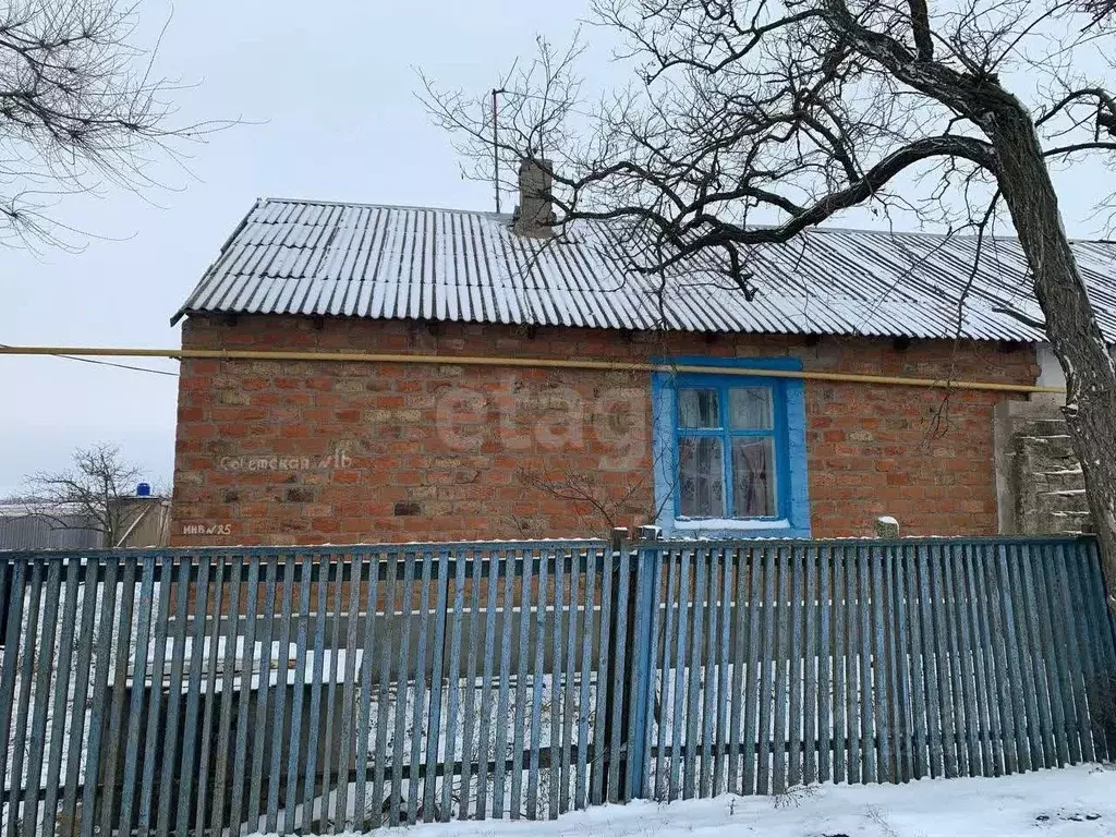 Дом в Калмыкия, Приютненский район, Булуктинское с/мо, пос. Бурата ул. ... - Фото 2
