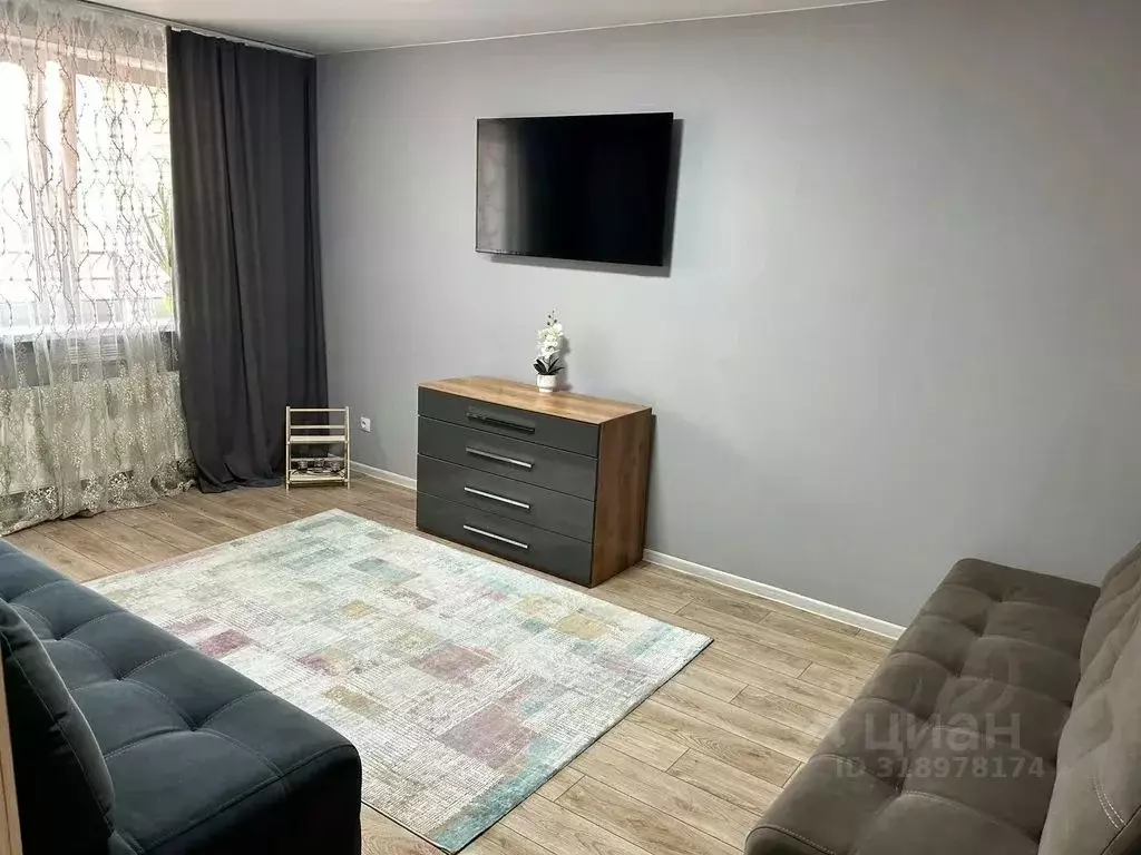 2-к кв. Иркутская область, Тулун Угольщиков мкр, 60 (45.0 м) - Фото 1