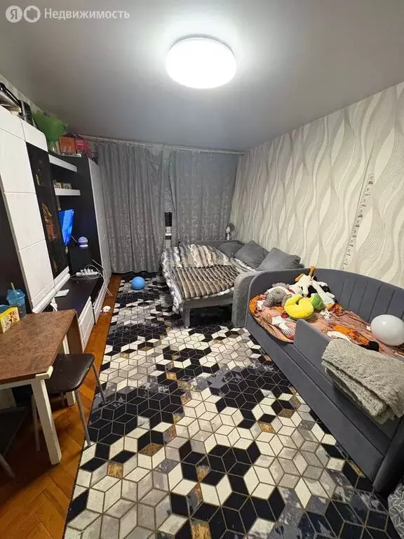 1к в 3-комнатной квартире (18 м) - Фото 2