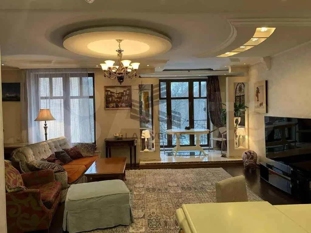3-к. квартира, 125 м, 4/7 эт. - Фото 1