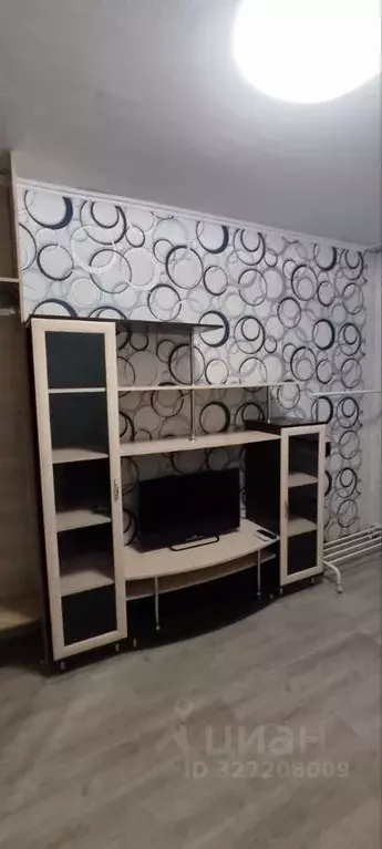 Комната Красноярский край, Красноярск ул. Рокоссовского, 18 (12.0 м) - Фото 2