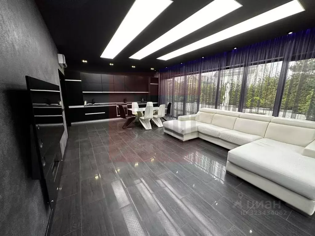 Дом в Калининградская область, Гурьевский муниципальный округ, пос. ... - Фото 1