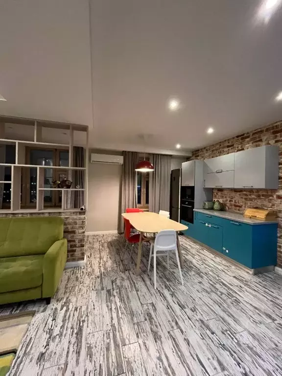 3-к кв. Московская область, Красногорск ул. Авангардная, 4 (76.0 м) - Фото 1