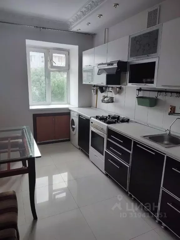 3-к кв. Саха (Якутия), Якутск ул. Дзержинского, 31/1 (72.0 м) - Фото 1