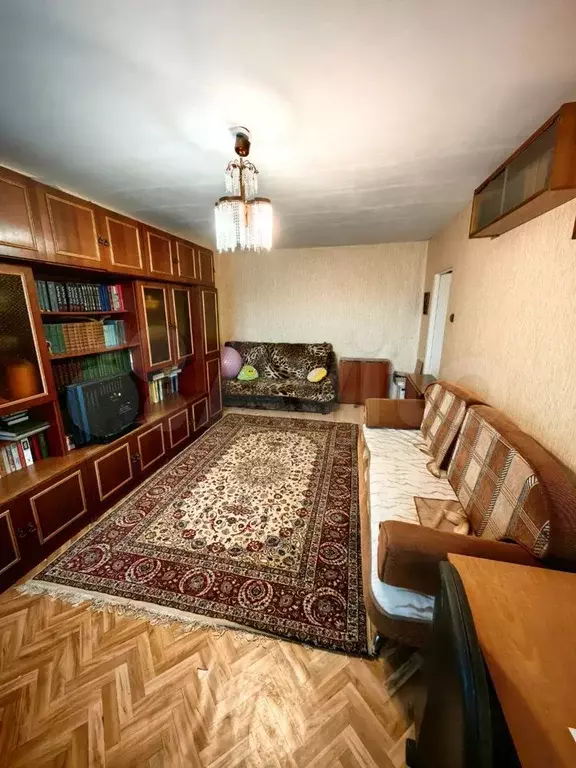 2-к. квартира, 50 м, 9/9 эт. - Фото 0