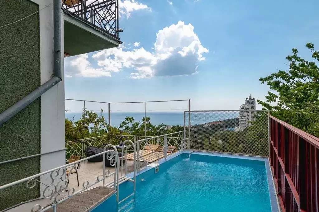 Дом в Крым, Ялта муниципальный округ, Кореиз пгт ул. К.М. Петровского, ... - Фото 2