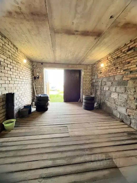 Гараж в Псковская область, Великие Луки Вокзальная ул. (24 м) - Фото 1