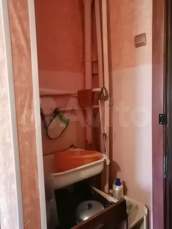 Комната 10 м в 5-к., 2/4 эт. - Фото 1