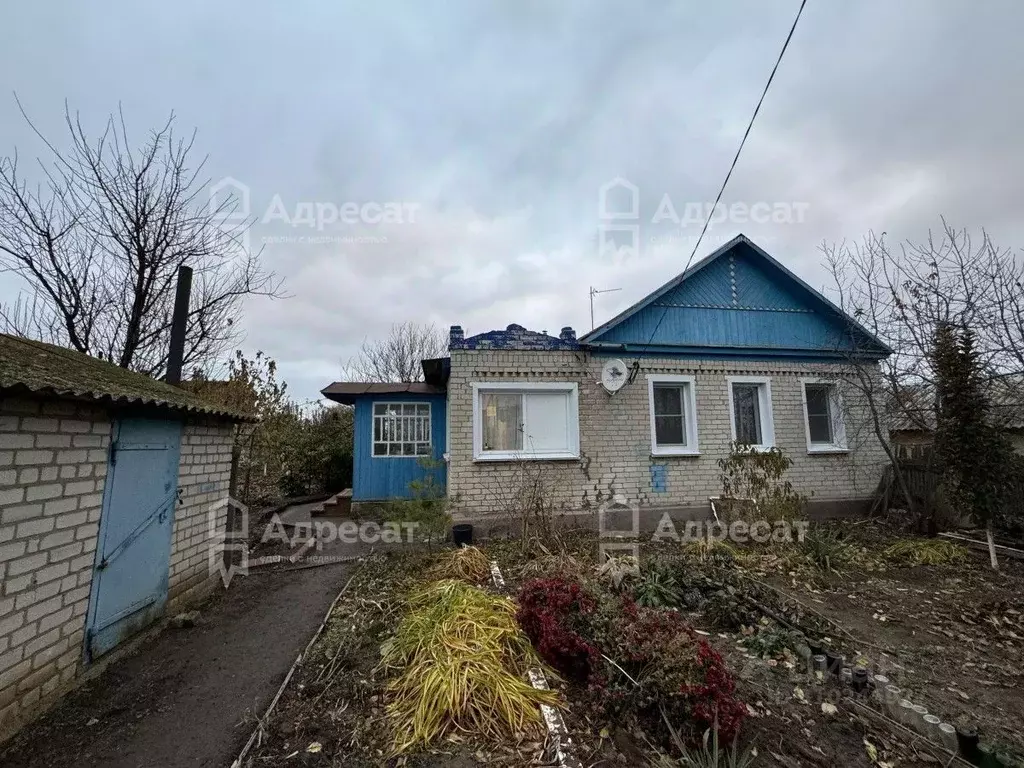 Дом в Волгоградская область, Светлоярский район, Червленовское с/пос, ... - Фото 0