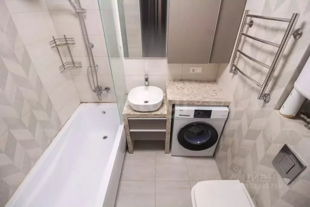 3-к кв. Алтайский край, Барнаул ул. Чернышевского, 186 (64.5 м) - Фото 1