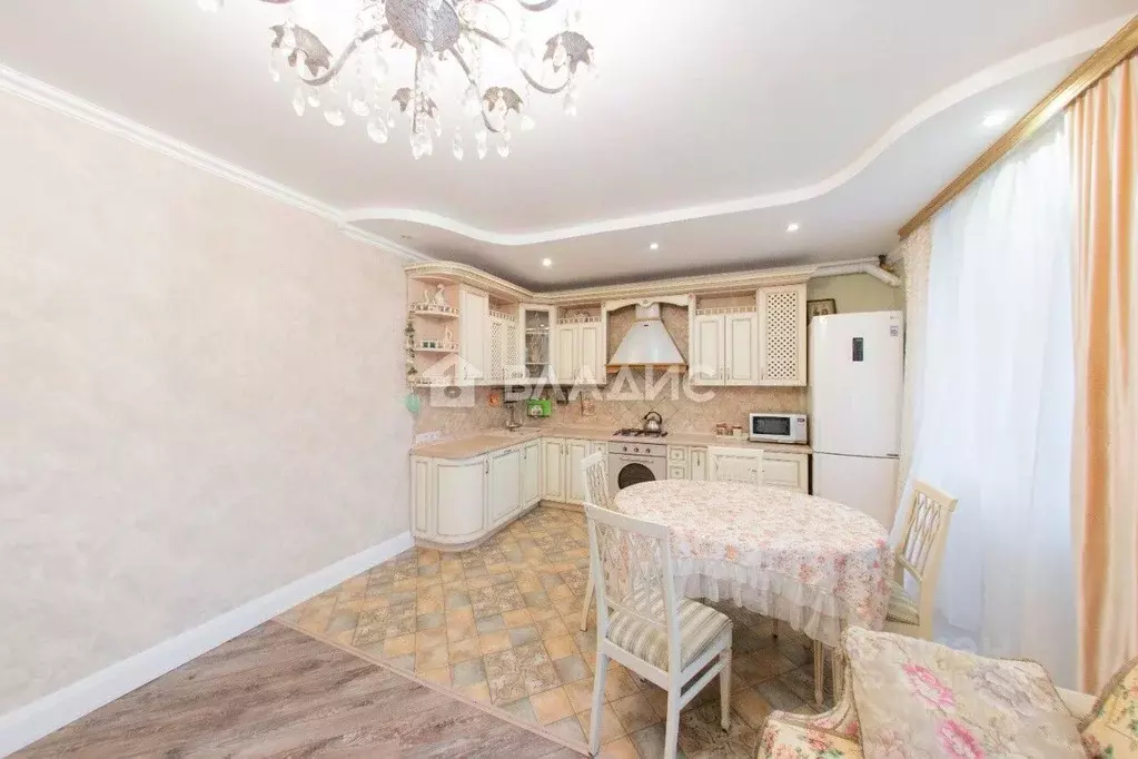 3-к кв. Владимирская область, Владимир ул. Ломоносова, 11а (75.0 м) - Фото 2