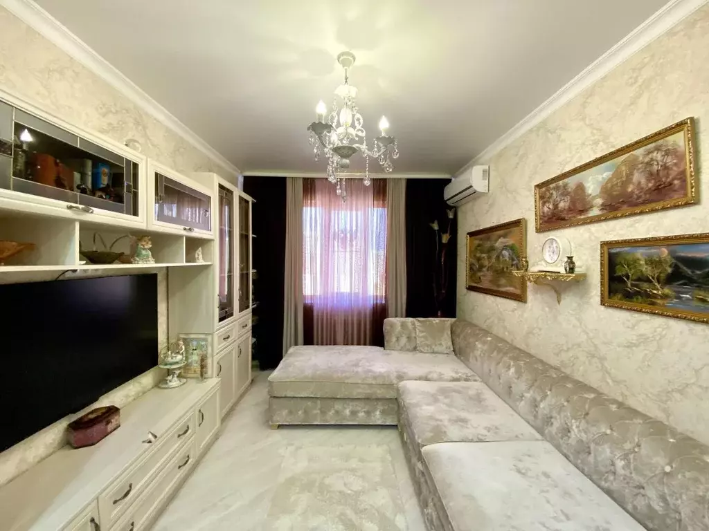 2-к кв. Краснодарский край, Краснодар ул. Командорская, 9/2 (67.0 м) - Фото 1