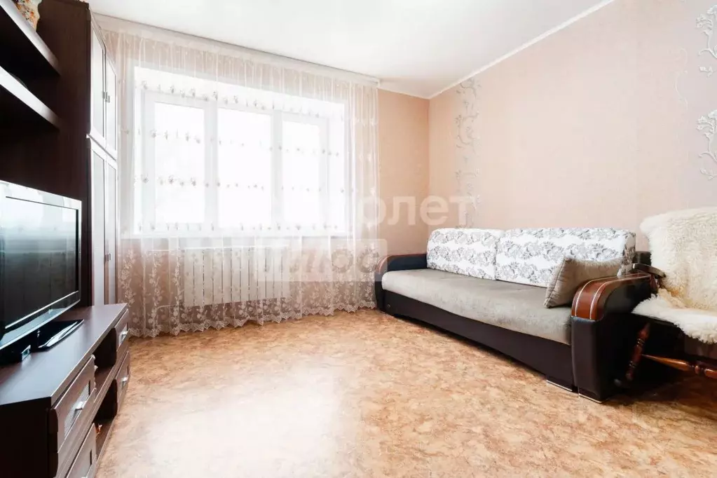 1-к кв. Омская область, Омск Краснопресненская ул., 3 (37.6 м) - Фото 1